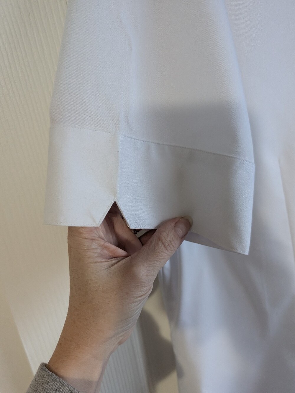 Sunnow Classic White Short-Sleeve Button-Up Top Size L - Picture 4 of 8